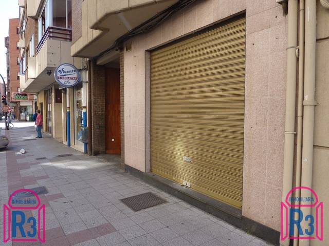 Local comercial en Venta en Fray Luis de León en San Claudio - La Chantría