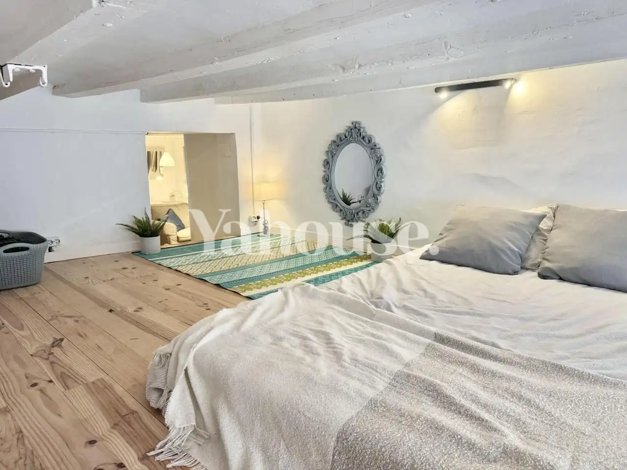 Schlafzimmer von Maisonette zum Verkauf in Barcelona