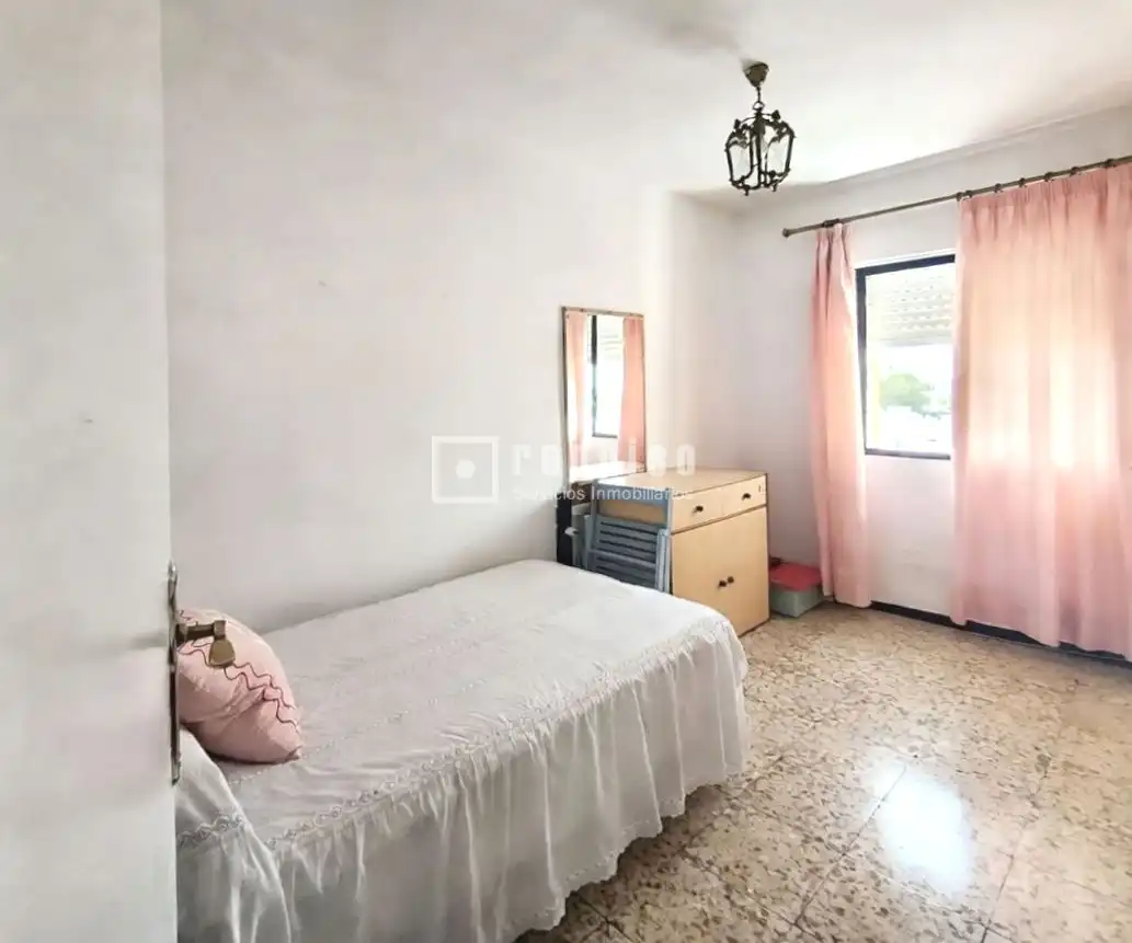 Habitación de Piso en venta en Sevilla con Aire acondicionado y Terraza