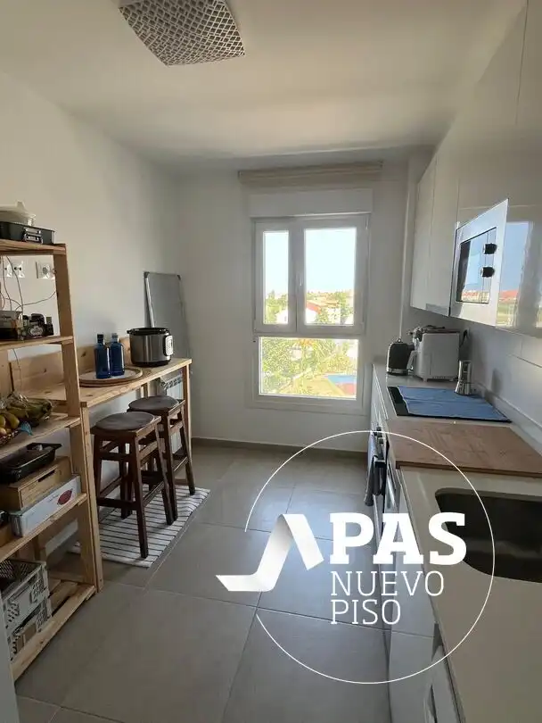 Piso con terraza en alquiler en Soto de la Marina, imagen 7