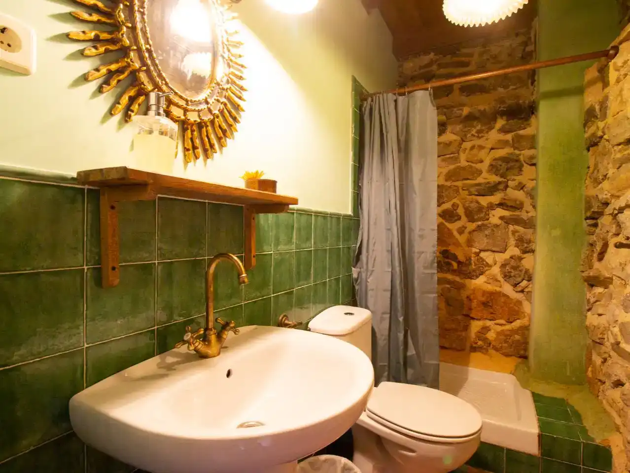 Baño de Casa o chalet en venta en Galve de Sorbe con Jardín privado, Parquet y Amueblado