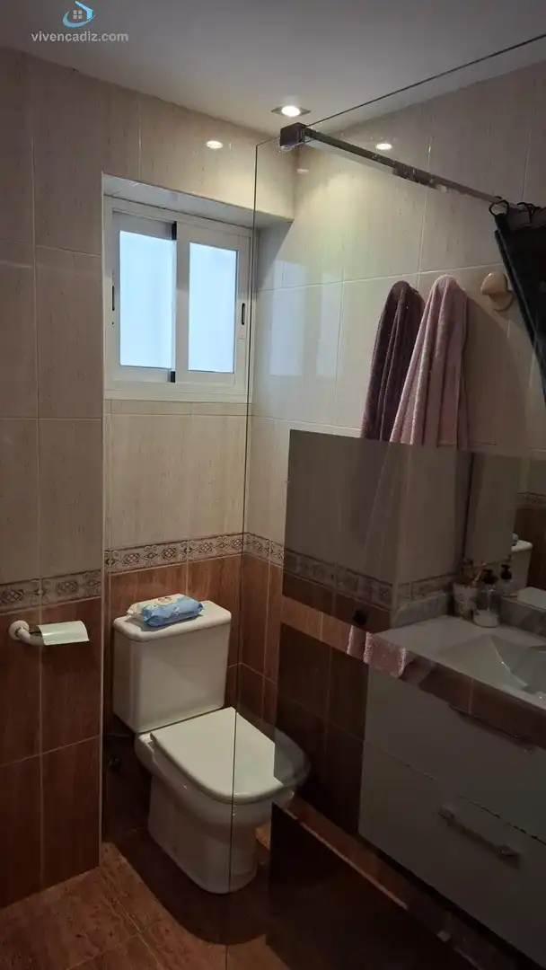 Bany de Planta baixa en venda en Cádiz