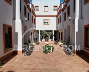 Terrassa de Casa adosada en venda en Chiclana de la Frontera amb Aire condicionat, Terrassa i Traster