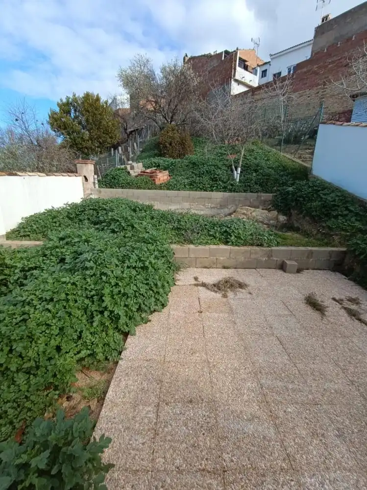 Jardí de Casa o xalet en venda en Chilluévar amb Aire condicionat, Terrassa i Moblat