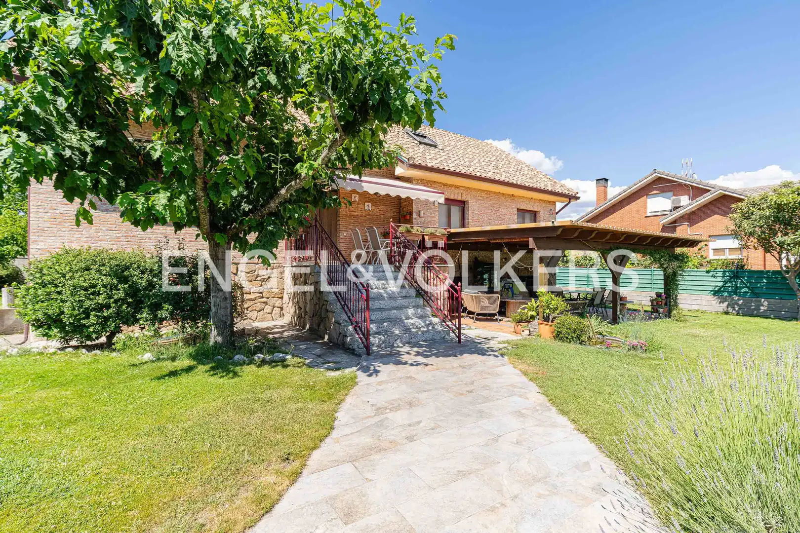 Exterior view of Houses for sale in Guadarrama  with Air Conditioner, Heating and Private garden
