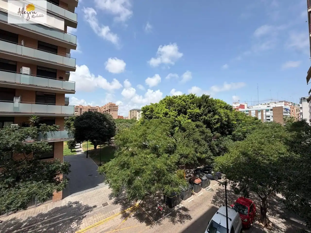 Vista exterior de Apartament de lloguer en Valencia amb Aire condicionat, Calefacció i Jardí privat