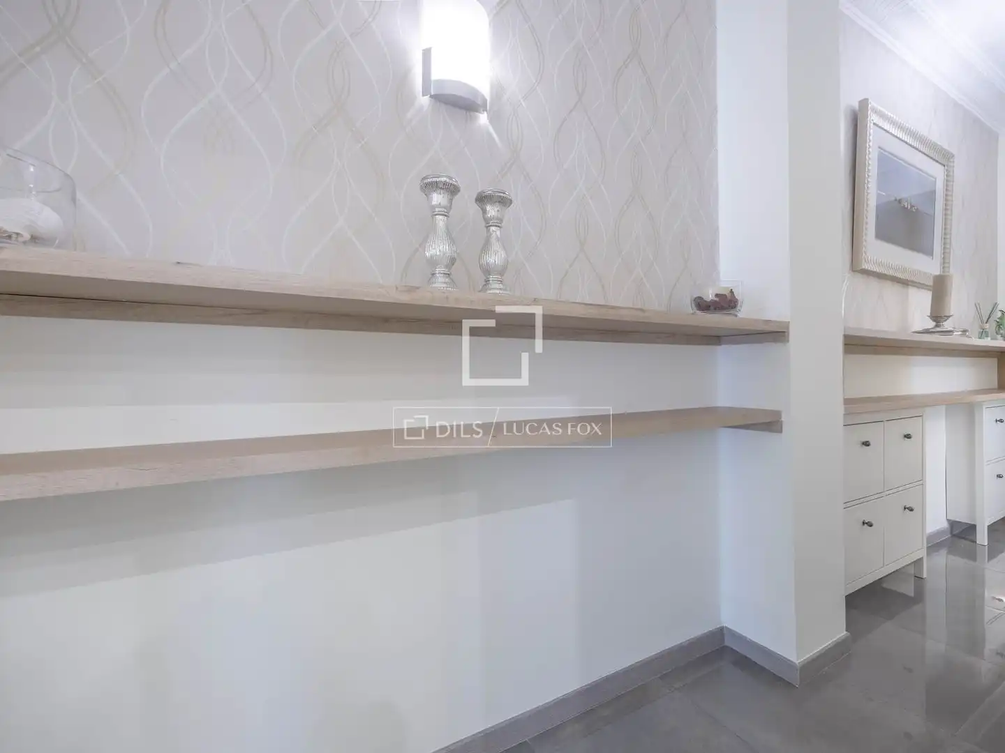 Flat for rent in Valencia  with Air Conditioner, Parquet flooring and Furnished