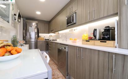 Kitchen of Flat for sale in Sabadell  with Heating, Terrace and Balcony