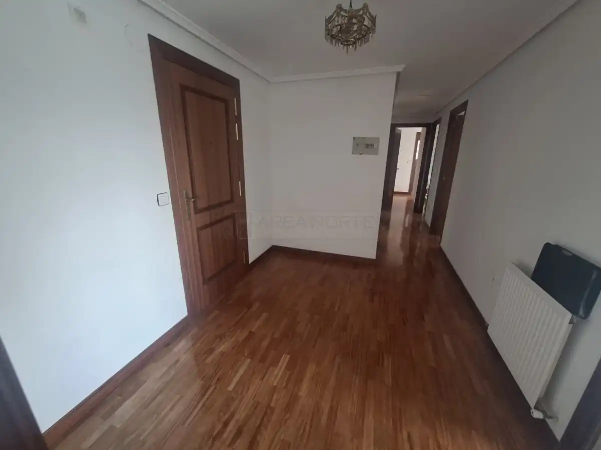 Flat for sale in Vitoria - Gasteiz  with Heating, Parquet flooring and Storage room