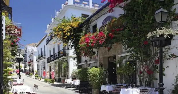 Exterior view of Duplexes for sale in Marbella  with Air Conditioner, Parquet flooring and Furnished