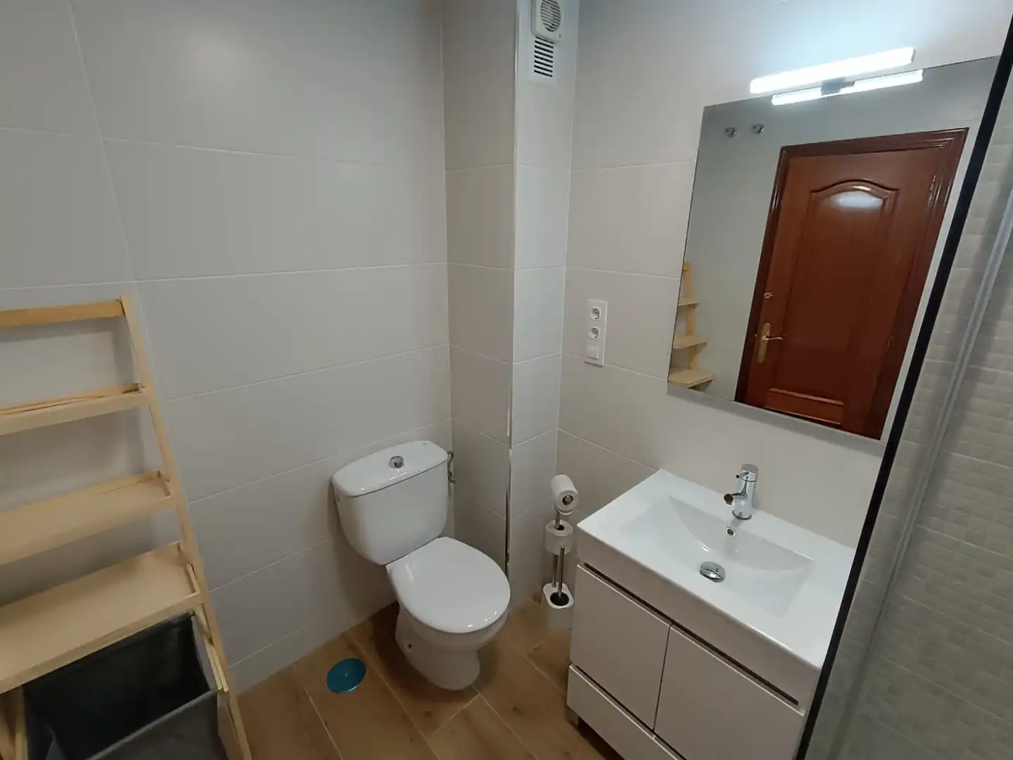 Badezimmer von Wohnung zur Miete in Badajoz mit Klimaanlage, Möbliert und Ofen