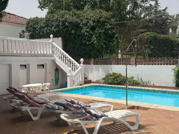 Piscina de Planta baixa en venda en Baeza amb Aire condicionat, Jardí privat i Piscina