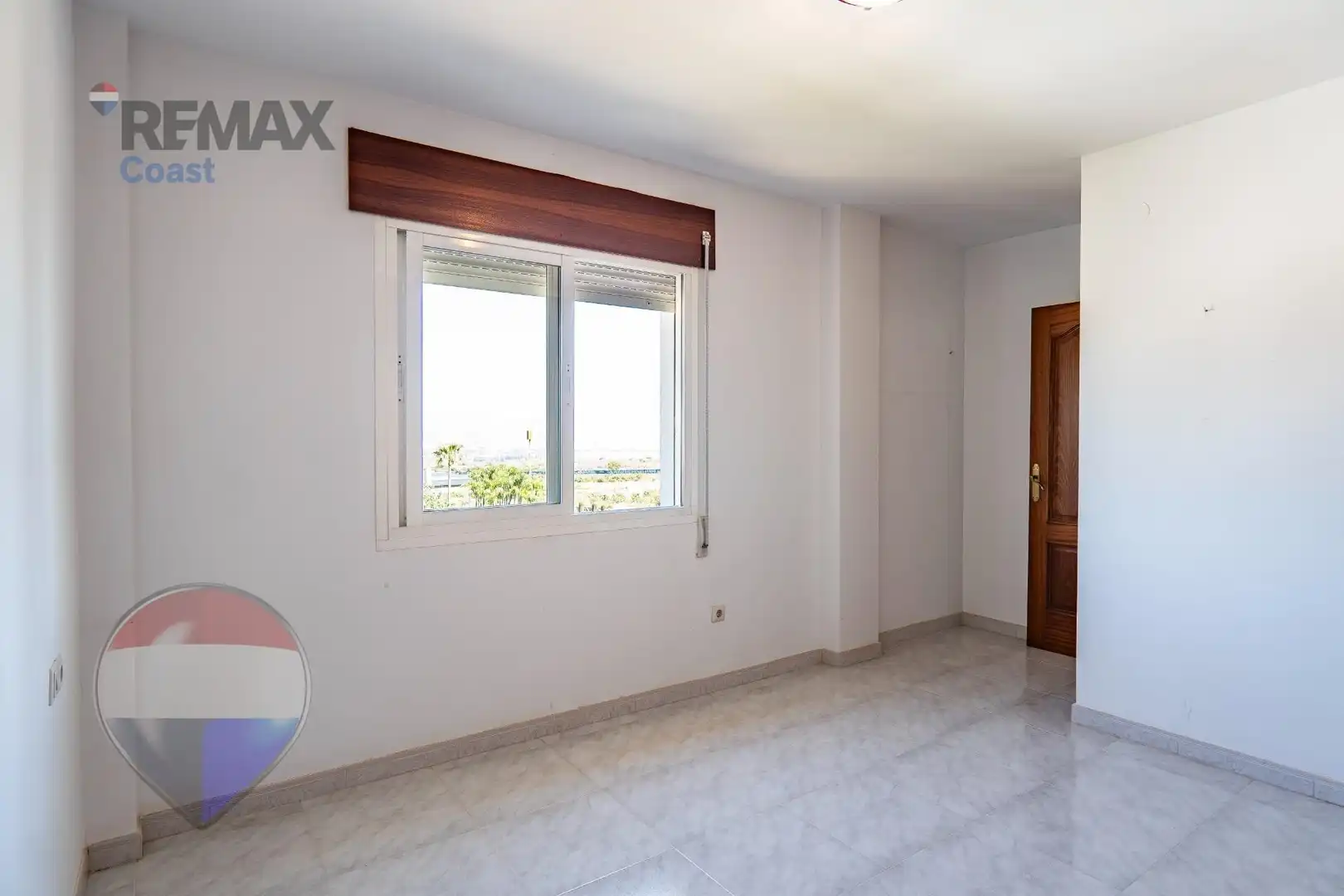 Dormitori de Casa o xalet en venda en Alhaurín de la Torre amb Piscina comunitària