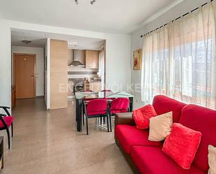 Sala d'estar de Apartament en venda en Cofrentes amb Aire condicionat, Calefacció i Balcó