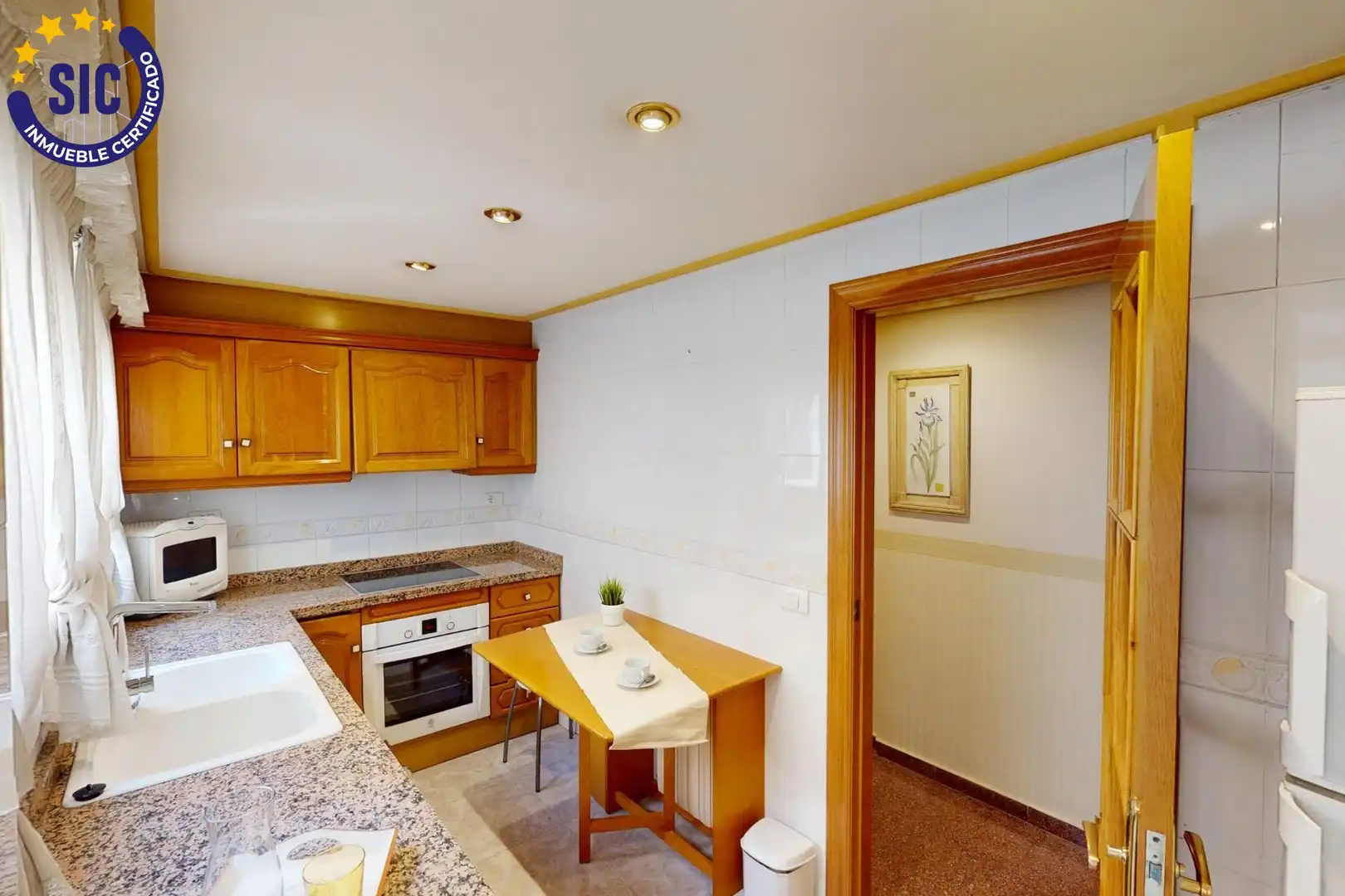 Cocina de Piso en venta en Castellón de la Plana / Castelló de la Plana con Calefacción, Trastero y Amueblado