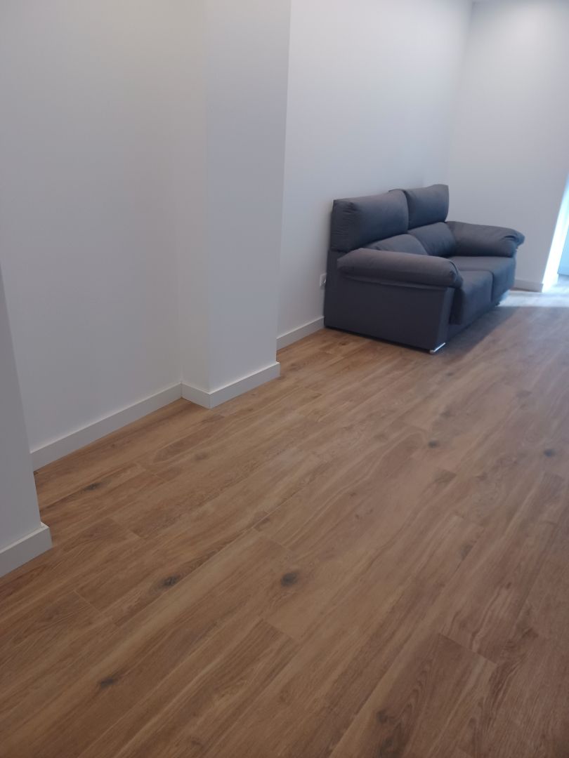 Apartment to rent in  Zaragoza Capital  with Air Conditioner, Heating and Parquet flooring