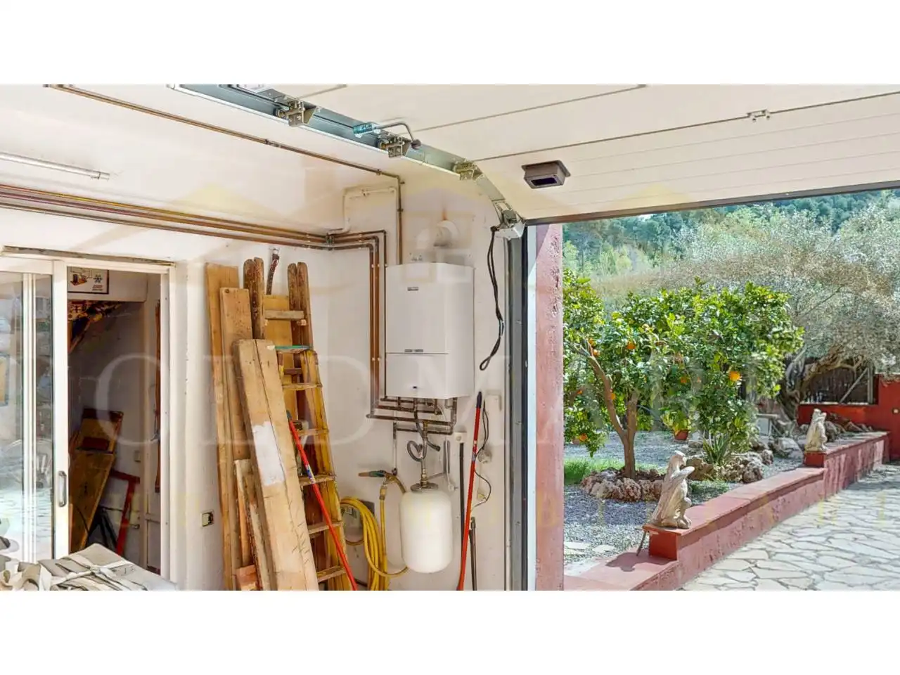 Jardí de Casa o xalet en venda en Corbera de Llobregat amb Aire condicionat, Calefacció i Jardí privat