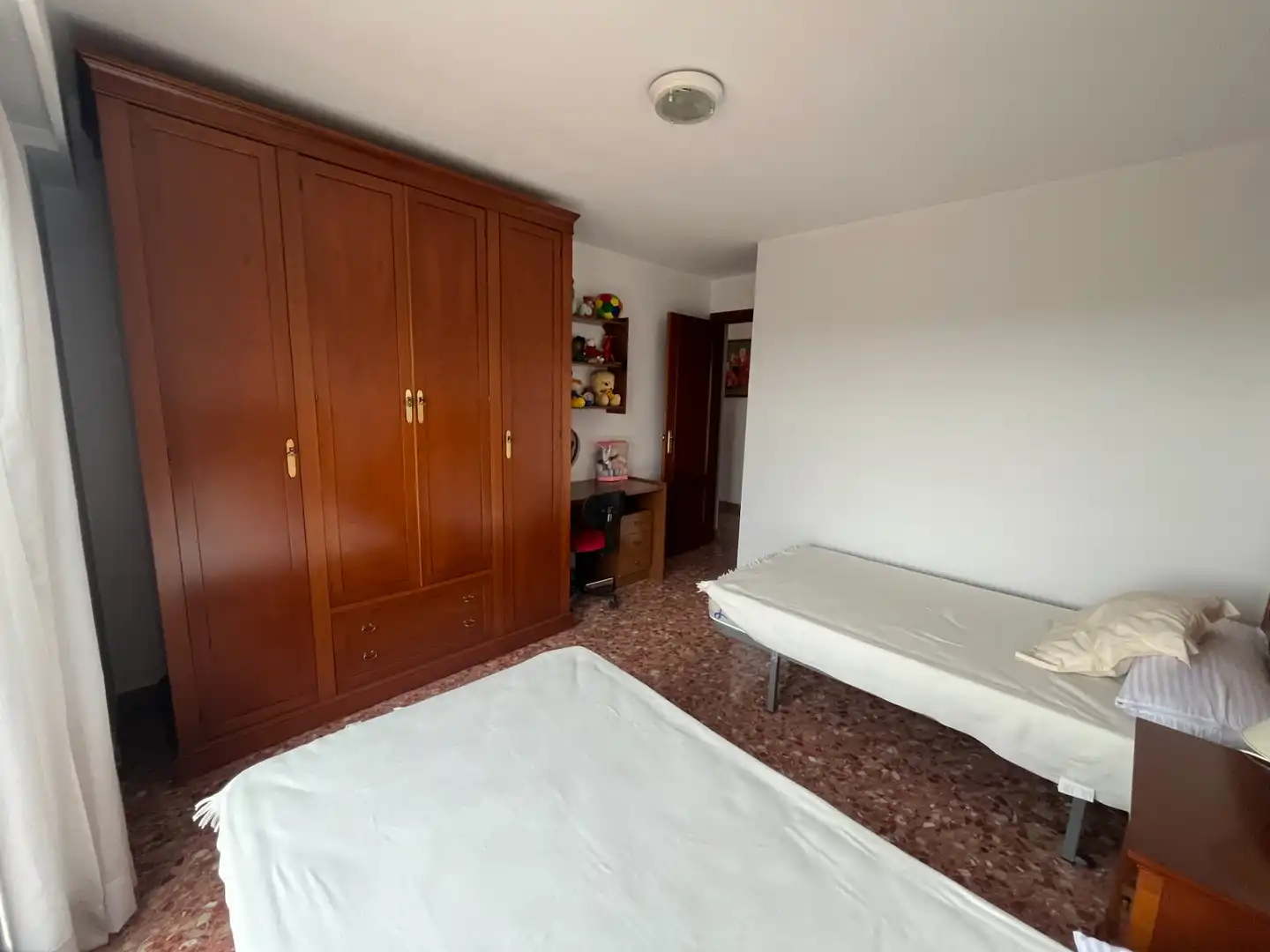 Habitación de Casa o chalet en venta en Chiva con Aire acondicionado, Jardín privado y Terraza