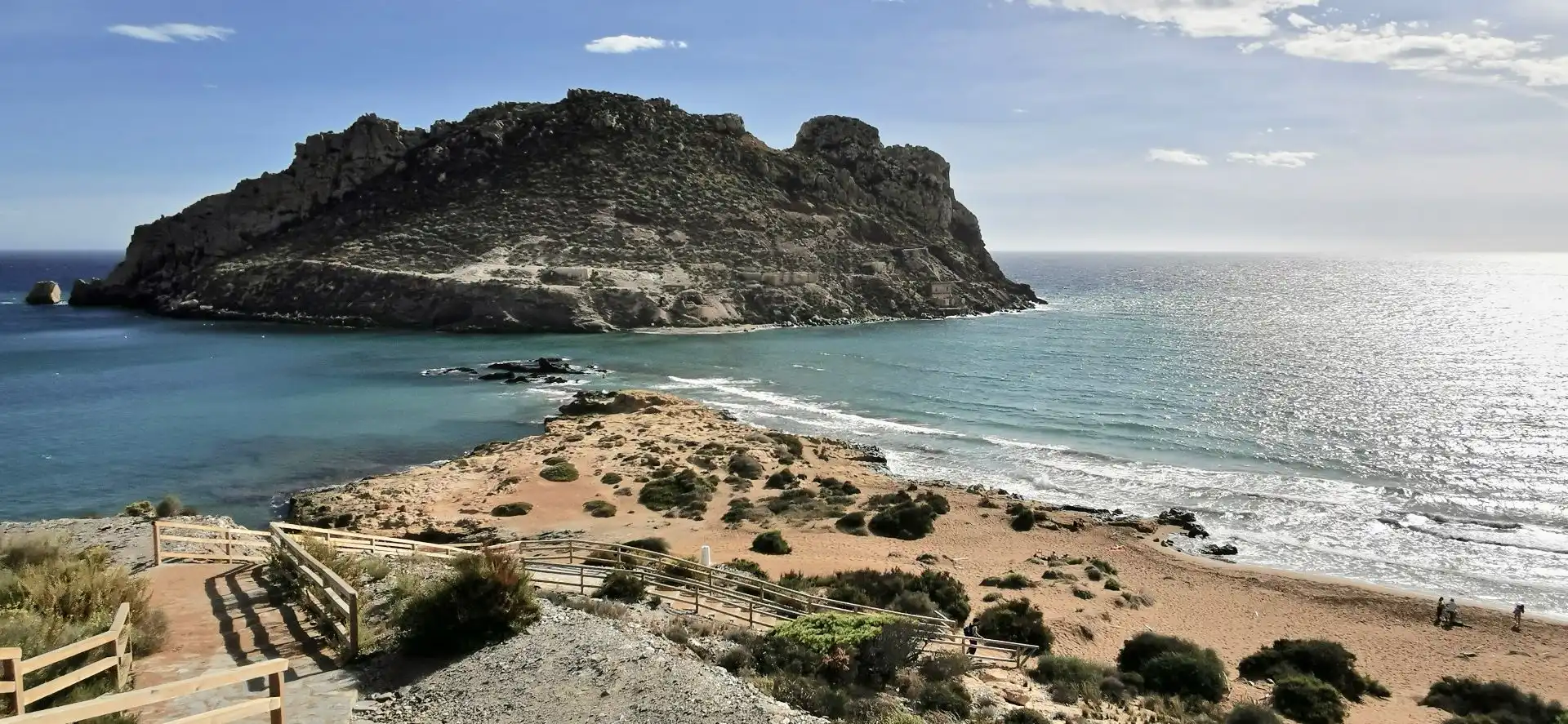 Vista exterior de Casa o xalet de lloguer en Águilas amb Aire condicionat, Jardí privat i Terrassa