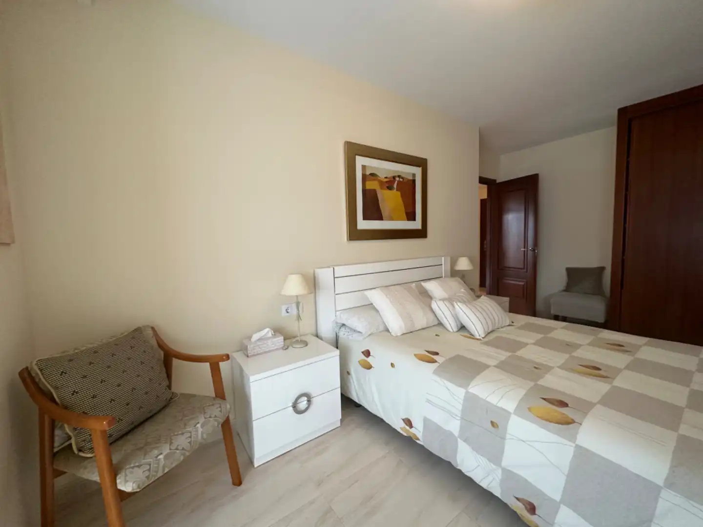 Habitación de Apartamento de alquiler en Ribeira con Amueblado