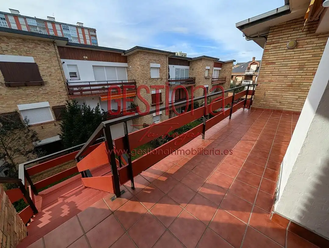 Apartament amb terrassa en venda a El Puntal, imagen 4