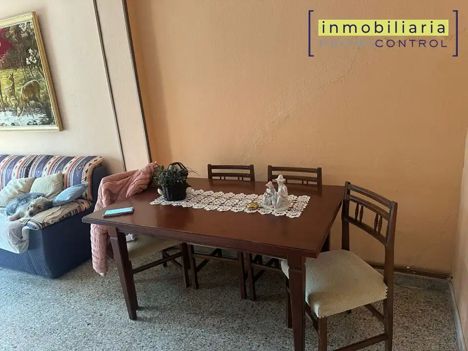 Comedor de Piso en venta en Zuera con Aire acondicionado, Calefacción y Amueblado