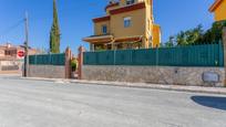 Exterior view of House or chalet for sale in Cúllar Vega  with Heating, Private garden and Parquet flooring