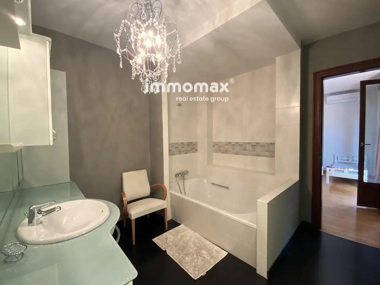 House with pool for sale in La Pineda, imagen 48