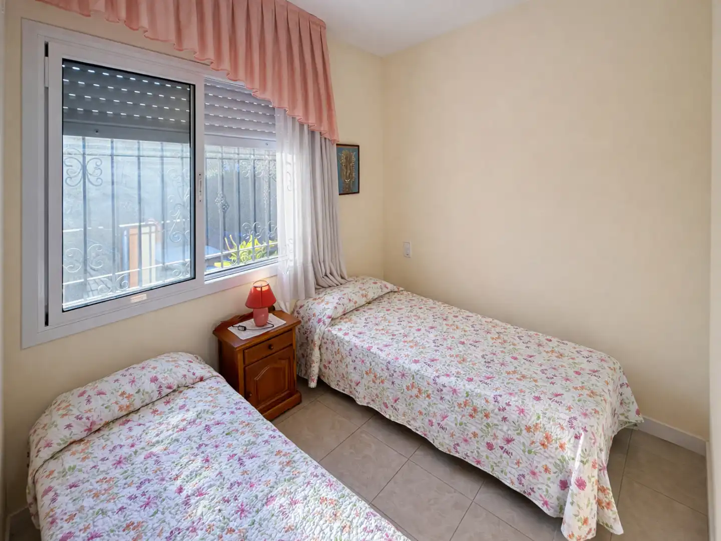 Casa aparellada amb terrassa en venda a Passatge Mare de Déu de Queralt, imagen 19