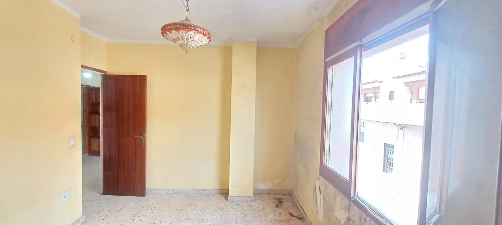Bedroom of Flat for sale in Figueres