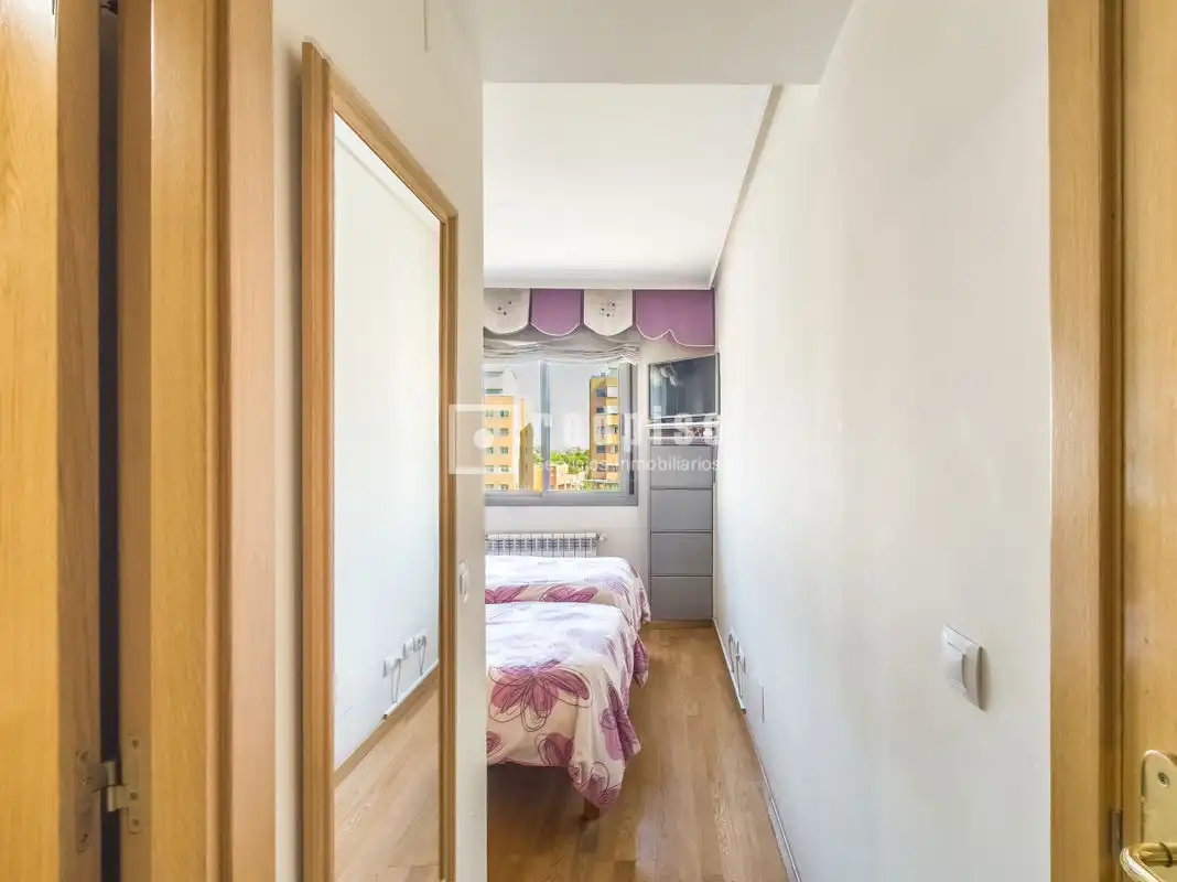 Bedroom of Flat for sale in Alcorcón  with Air Conditioner, Heating and Parquet flooring