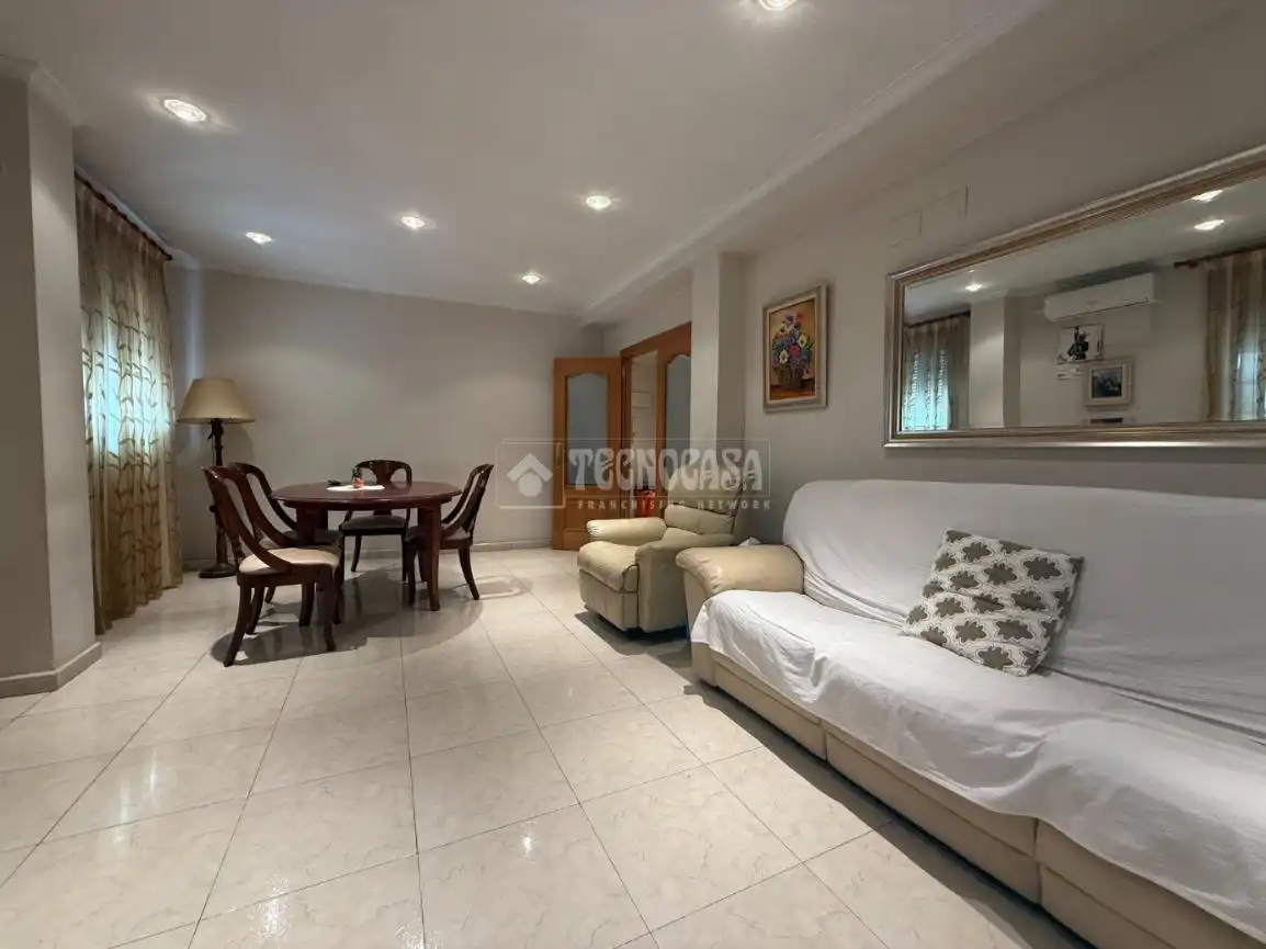 Sala de estar de Piso en venta en Valencia con Aire acondicionado y Balcón