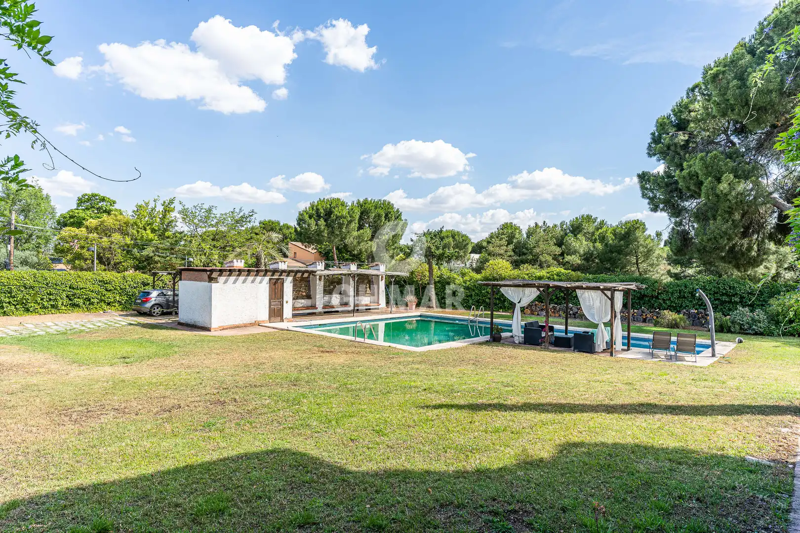 Jardín de Casa o chalet en venta en Boadilla del Monte con Calefacción, Jardín privado y Piscina