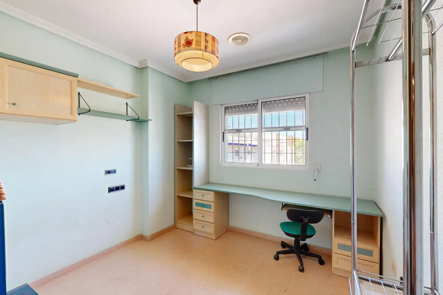 Schlafzimmer von Einfamilien-Reihenhaus zum Verkauf in Murcia mit Klimaanlage, Heizung und Terrasse