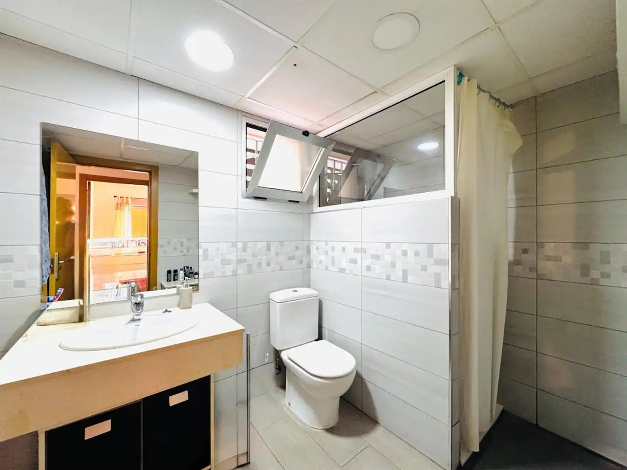Baño de Piso en venta en Villajoyosa / La Vila Joiosa con Aire acondicionado y Terraza