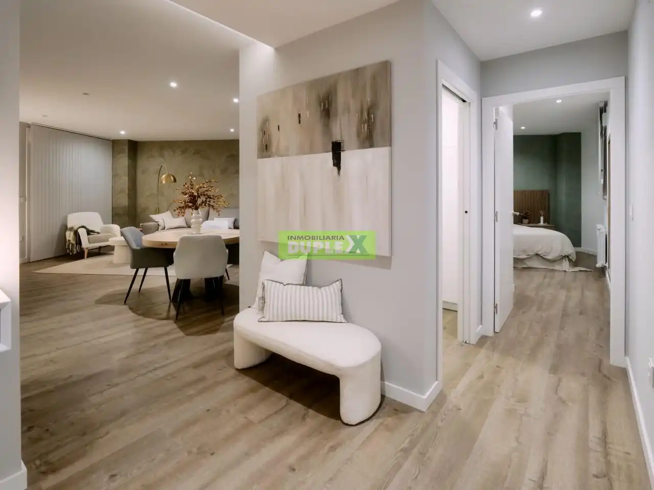 Piso en venta en Pontevedra Capital  con Calefacción, Terraza y Balcón