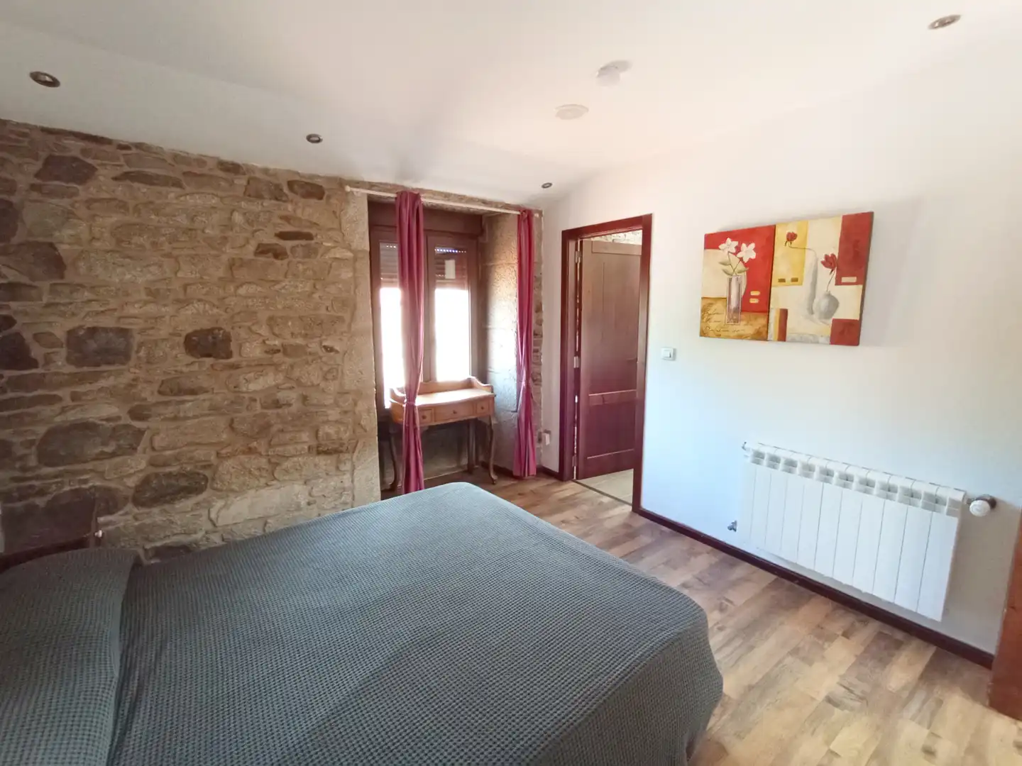 Dormitori de Finca rústica en venda en Vimianzo amb Calefacció, Jardí privat i Terrassa