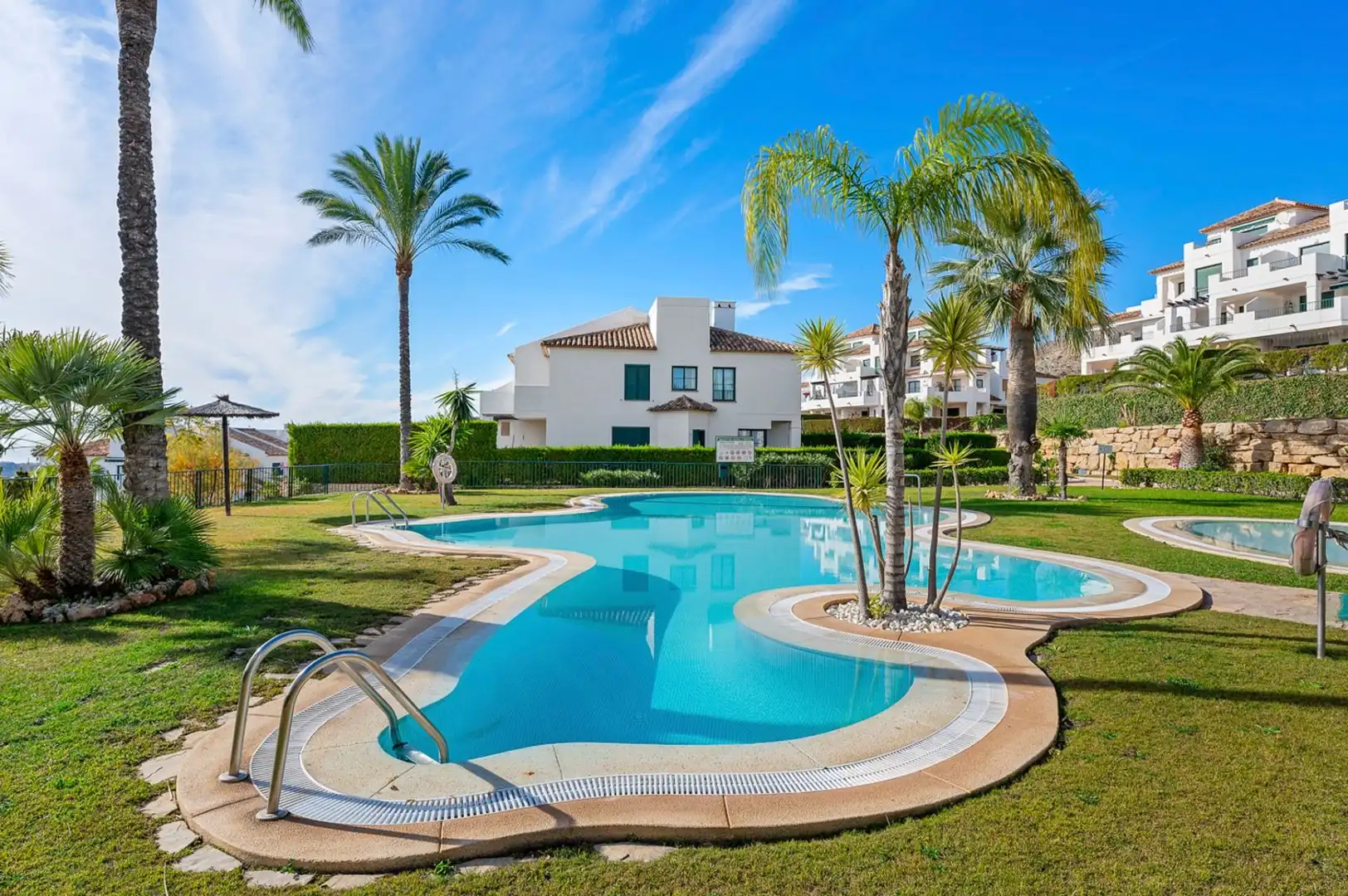Apartment with pool for sale in Golf Bahía, imagen 28