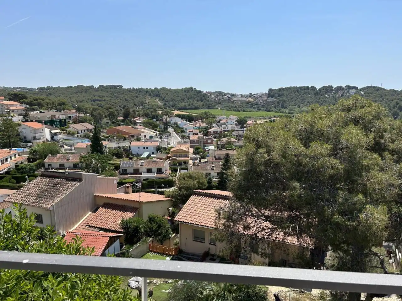 Vista exterior de Casa o xalet en venda en Cubelles amb Aire condicionat, Calefacció i Jardí privat