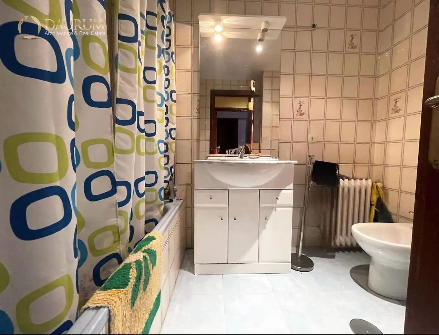 Badezimmer von Wohnung zum Verkauf in Tres Cantos mit Heizung, Terrasse und Abstellraum