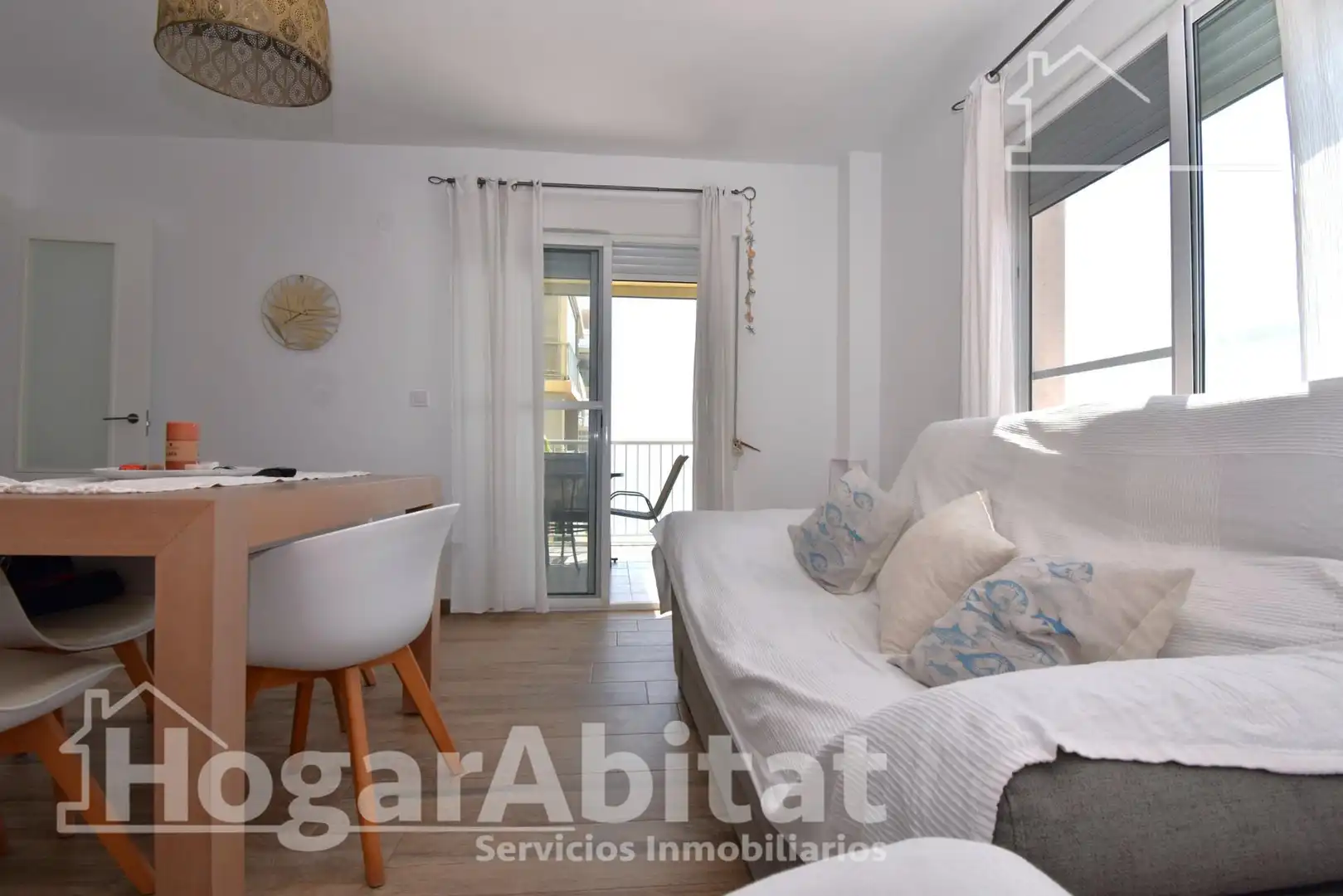 Sala d'estar de Pis en venda en Sueca amb Calefacció, Terrassa i Balcó