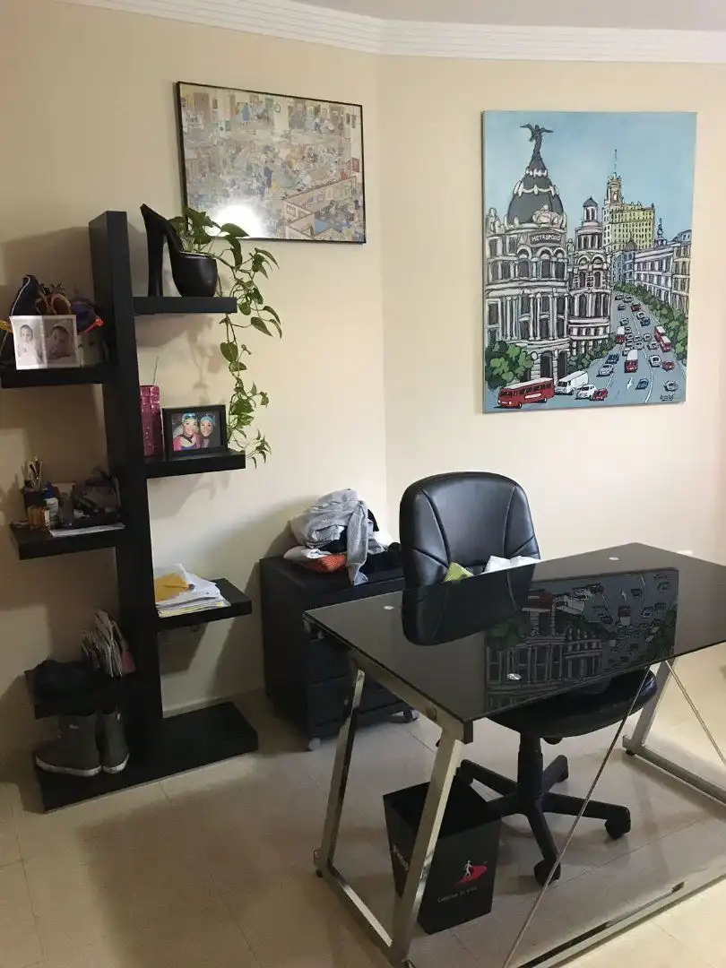 Flat for rent in Algeciras  with Air Conditioner and Furnished