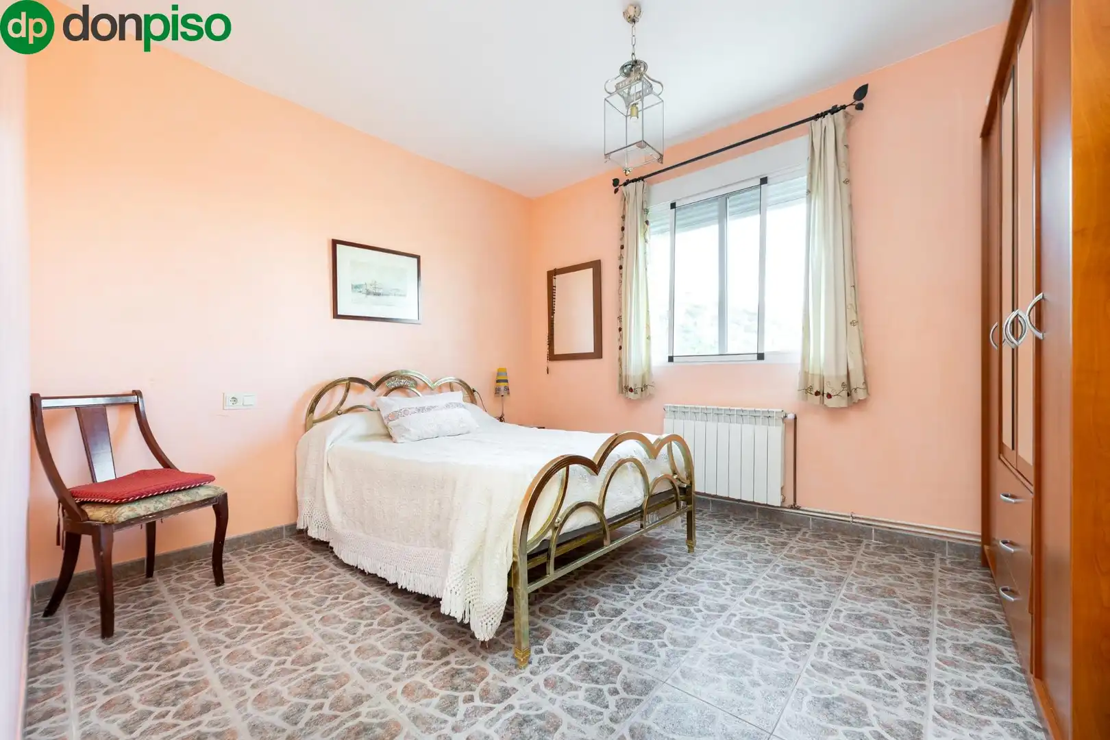 Houses for sale in Calle EXTRARRADIO, Cogollos de la Vega
