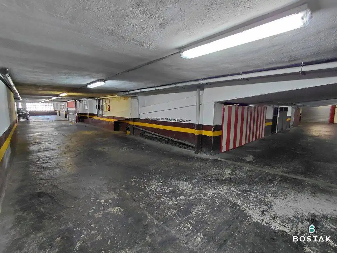 Parkplatz zur Miete in Luis Iruarrizaga Kalea, imagen 6