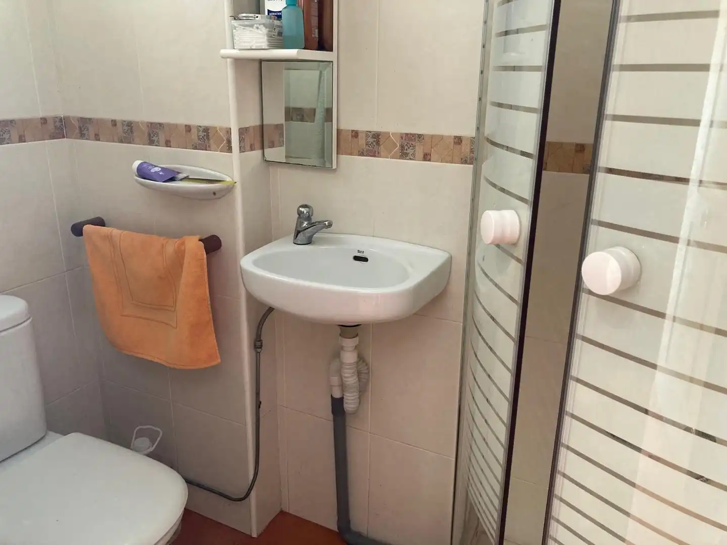 Bathroom of Detached homes for sale in Benalup-Casas Viejas  with Air Conditioner, Storage room and Furnished