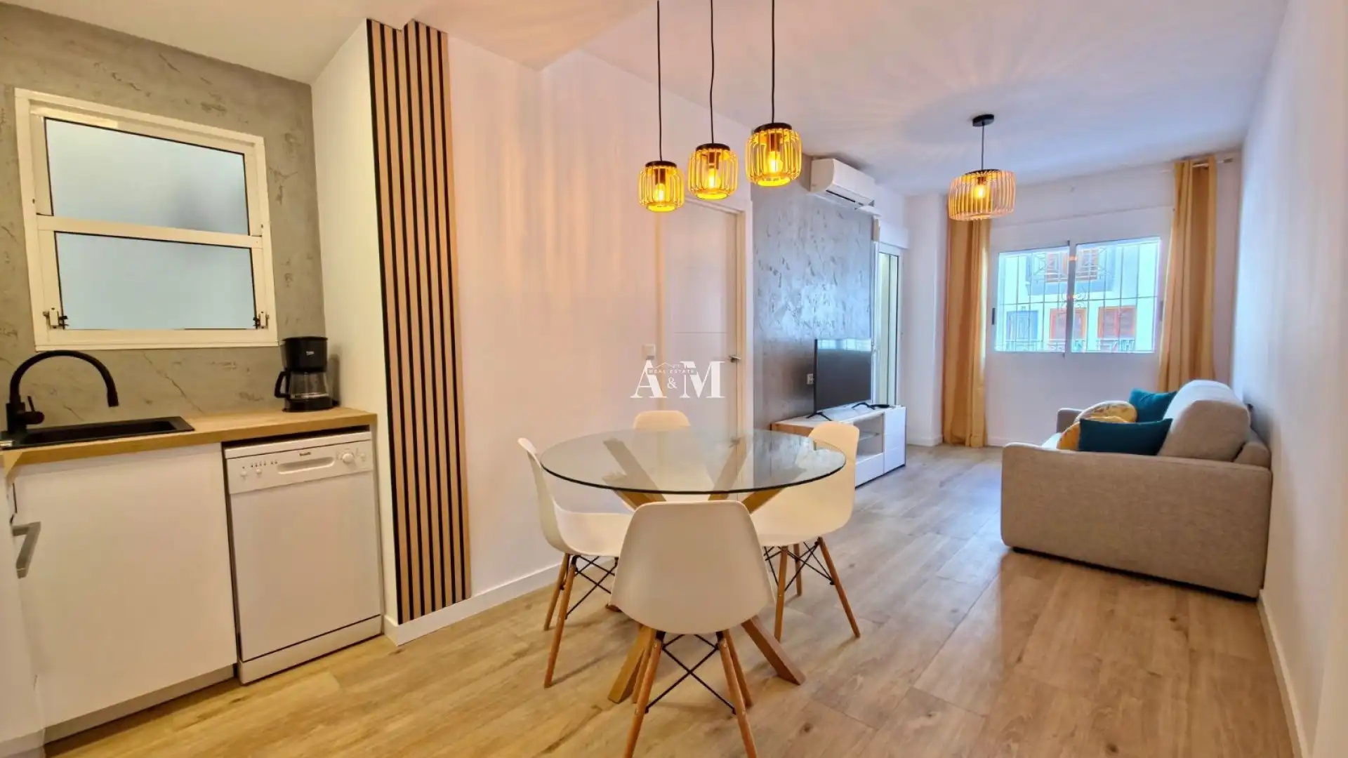 Comedor de Piso de alquiler en Torrevieja con Aire acondicionado, Calefacción y Terraza