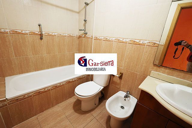 Baño de Piso en venta en  Madrid Capital con Calefacción y Terraza