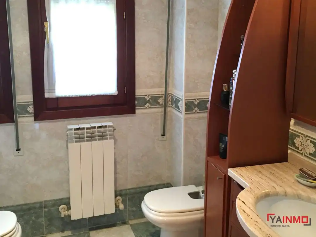 Bany de Casa o xalet en venda en Condado de Treviño amb Calefacció