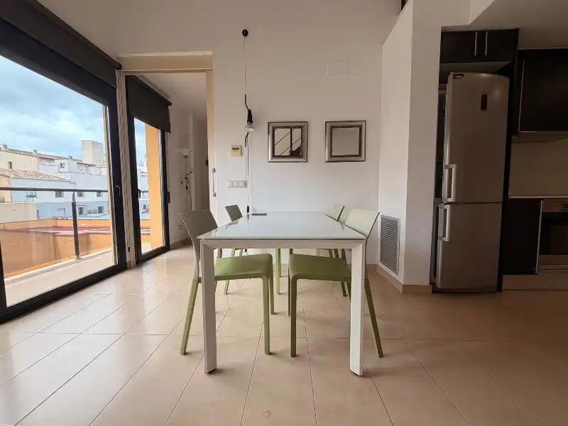 Comedor de Piso en venta en La Bisbal d'Empordà con Aire acondicionado, Calefacción y Parquet