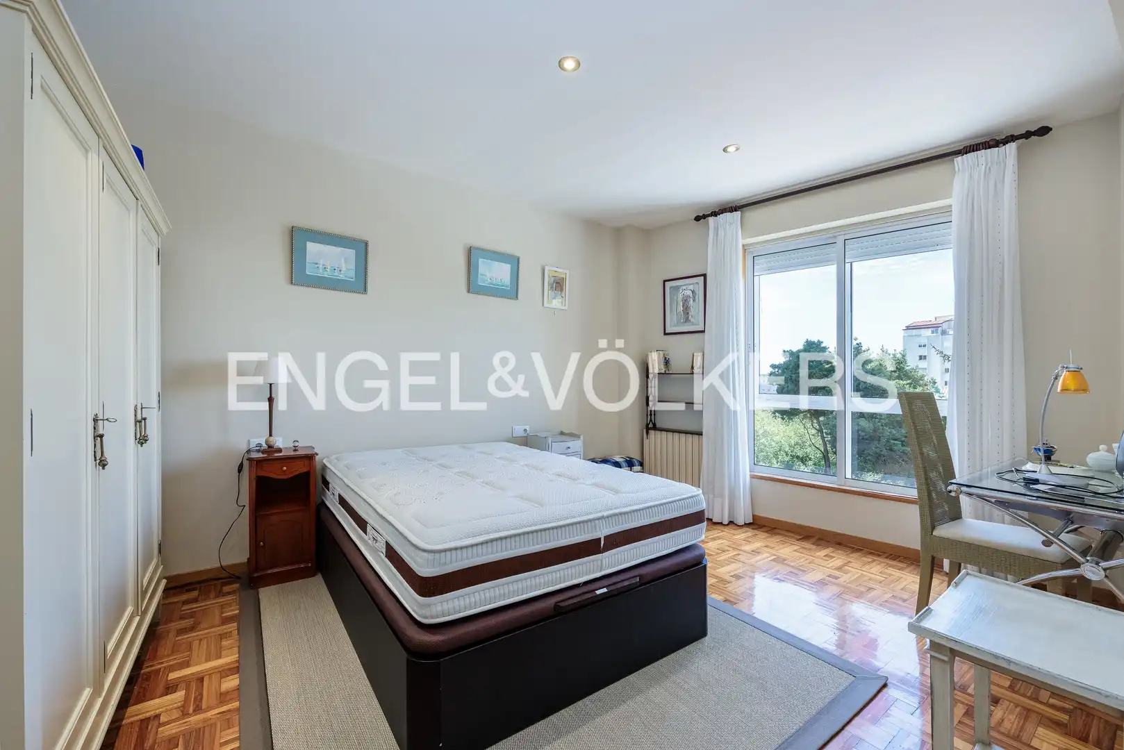 Bedroom of Apartments for rent in Vigo   with Heating, Private garden and Terrace